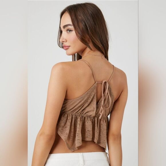 Forever 21 Tops - New Forever 21 Lace Knit Handkerchief Cropped Cami Size XL